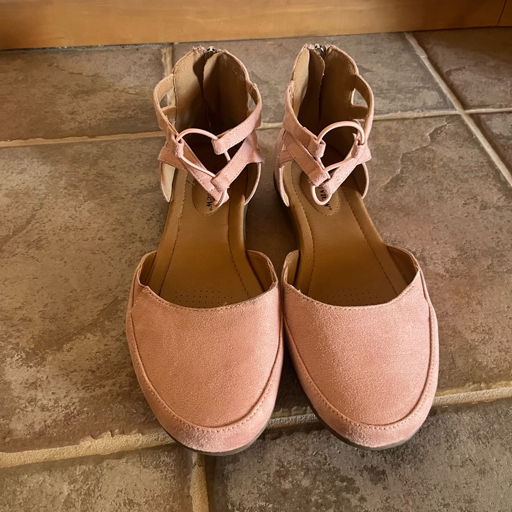 Comfortview Pink Ankle Strap Flats